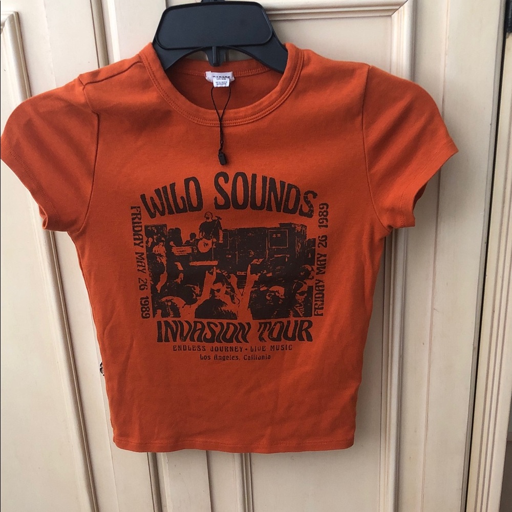 Garage Orange Wild Sounds Tour crop Tee